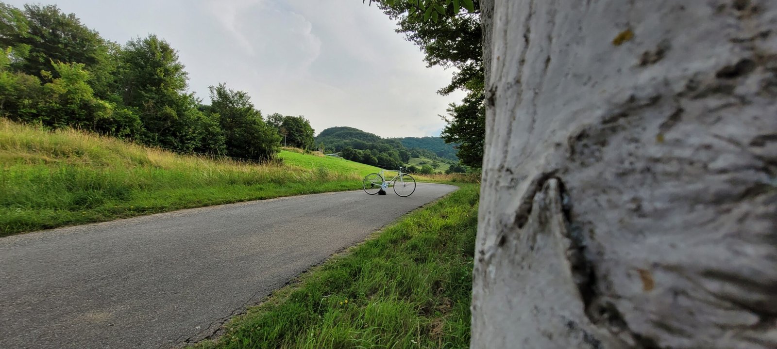 vintage bike white vitus 999 tour de france 1980s prologuo sinplex hutchinson- cycle raymond